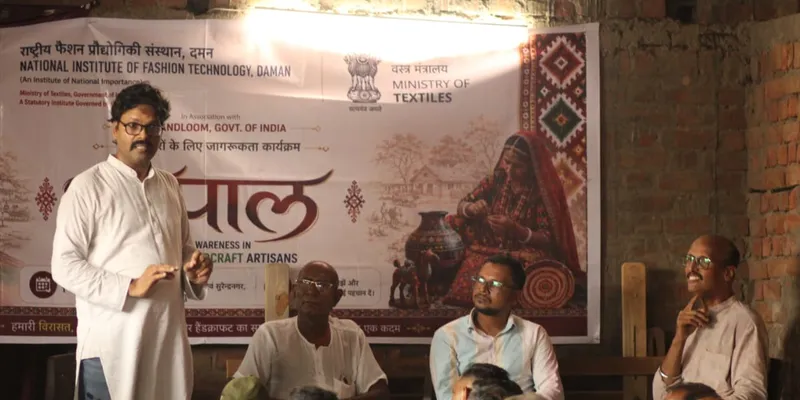Surendranagar Choupal Highlights Revival of Tangaliya and Patola Crafts Through Artisan-Academia Collaboration